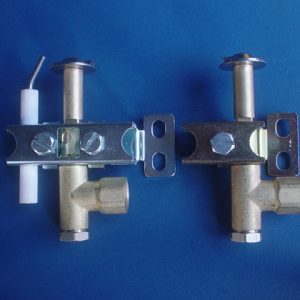 Pilot 2 Way cw Spark Plug x 1/8 F/M Inlet